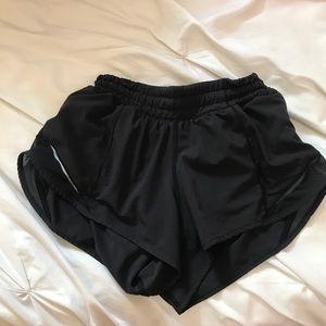 lululemon hotty hot shorts